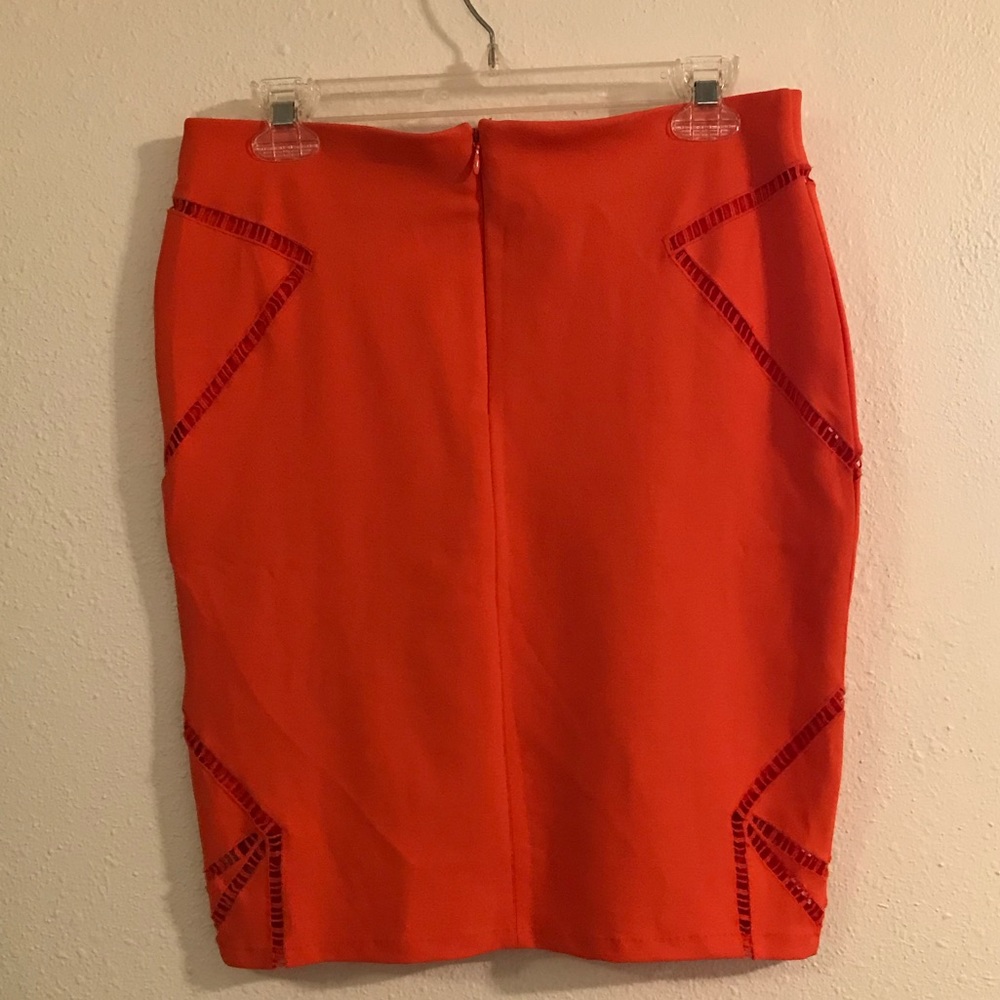 Mid Rise Skirt - Matching Set - Picture 2 of 3